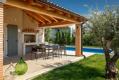 Villa Veronica mit Pool