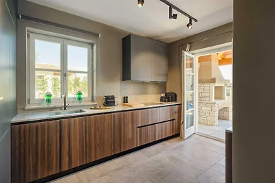 Villa Vanessa mit Pool