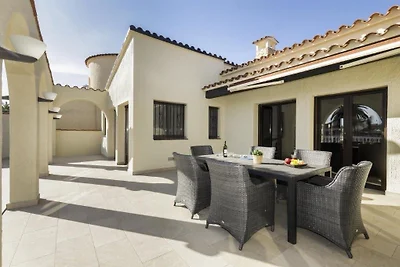 Villa am Kanal 5SZ 5BZ Pool 20m LP Option Motorboot