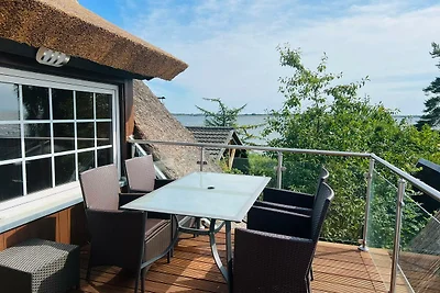 Reetdachhaus mit Wasserblick Garten und Kamin