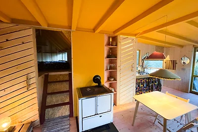 Cosy cabin in a mediterranean food forest