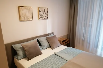 Deluxe Apartment Villa Novamarin