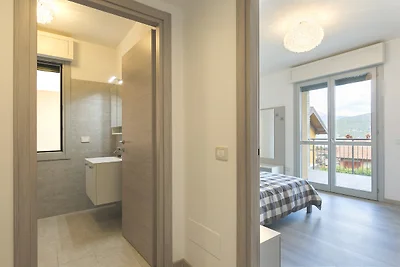 BAVENO HILLS | Lakeview Apartment