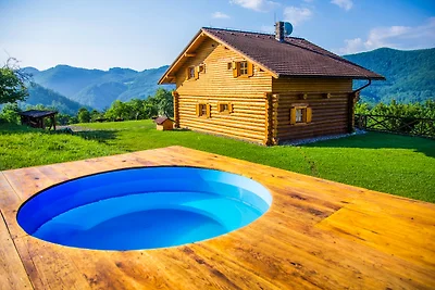 Zrubovy dom na Samote/ Chalet