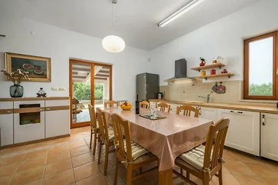Holiday house Lera Rovinj, with football field, sauna, jacuzzi