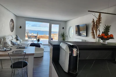 Ferienhaus Sealodge mit Seeblick, Sauna, Kamin an der Ostseeküste