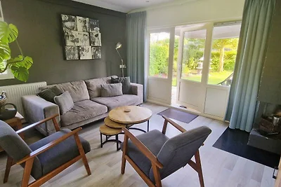 Cosy-Bungalow-350