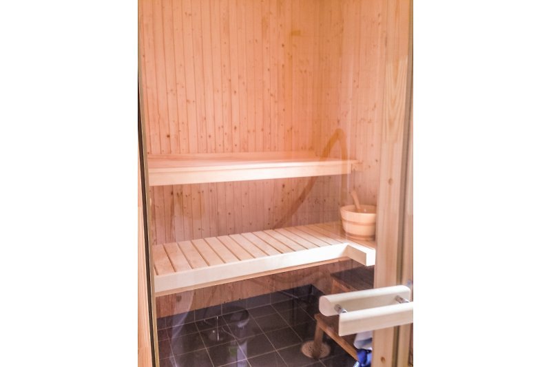 Die Sauna im Nebenhaus