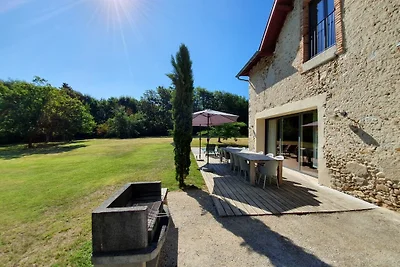 COACH-HOUSE PORTOS