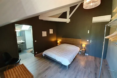COACH-HOUSE PORTOS