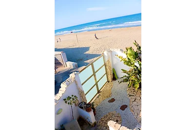 The Golden Rainbow - SEAFRONT apartment