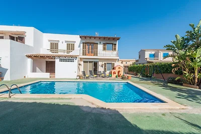Haus Anzug in Portocolom