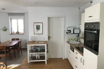 Ferienhaus mit Garten + Balkon