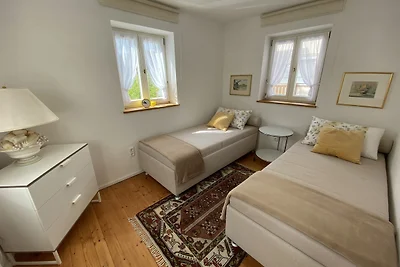 Ferienhaus mit Garten + Balkon