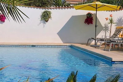 Casa Familiar