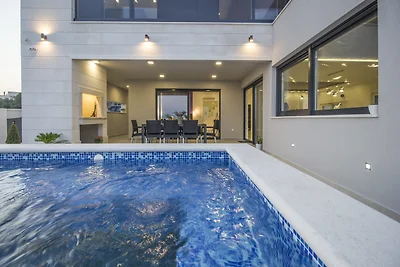 Villa Lacus