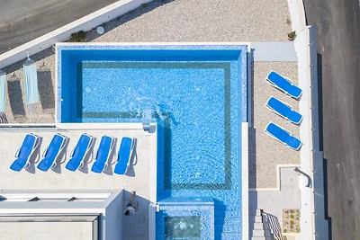 Villa Lacus