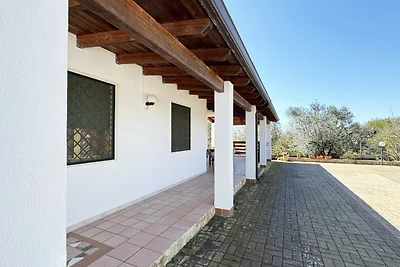 Villa Ulivo, 7 posti, giardino vicina al mare