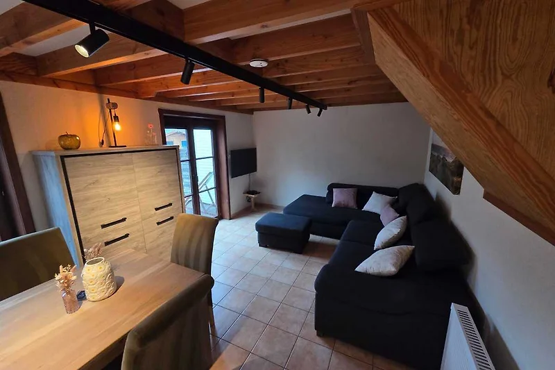 Eetkamer en salon