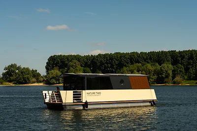 Hausboot Seezauber – Gemütlich & fahrend in der Natur