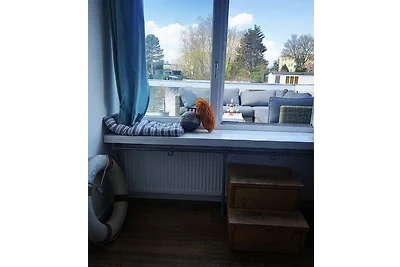 Amster Houseboat