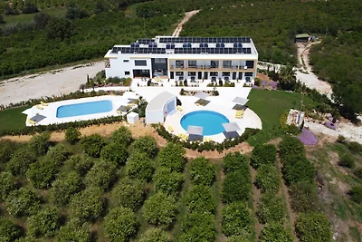 Orange Grove Residence