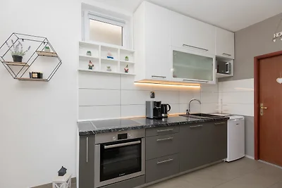 Apartment Split with parking