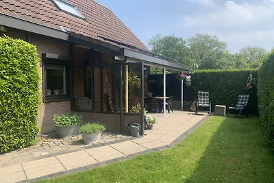 Die Südterrasse mit viel Sonne Die Südterrasse mit viel Sonne