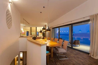 Villa Ananda