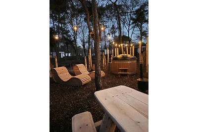 Ferienhaus mit privatem Eco-Hot Tub im Grünen