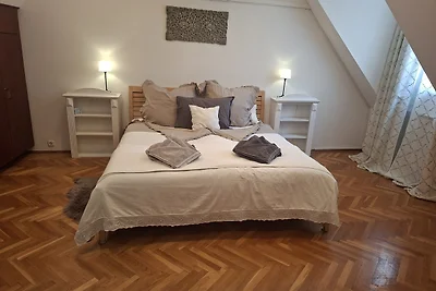 UNiKAT Ferienwohnung Győr