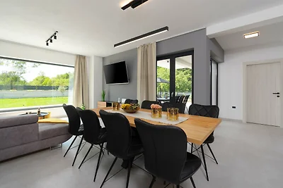 Moderne 300 m² villa • Kingsize-bed