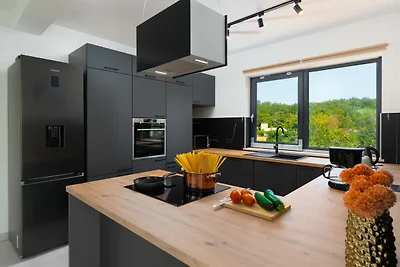 Moderna vila od 300 m² • King size krevet