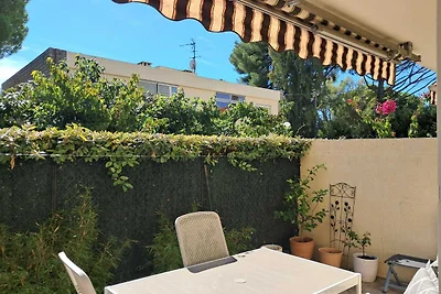 Ruhige Wohnung mit Terrasse,200 metern entfernt vom Strand, Privates Parkplatz (La Ciotat)