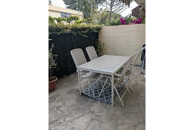 Ruhige Wohnung mit Terrasse,200 metern entfernt vom Strand, Privates Parkplatz (La Ciotat)