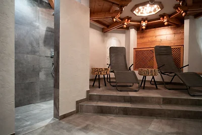 Landhaus Lodges Kaprun - Thomas, Pool &...