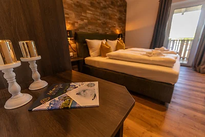 Tevini Boutique Suites - Apartment Fire,...