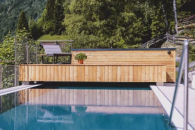 Landhaus Lodges Kaprun - Anton, Pool & fusslä...