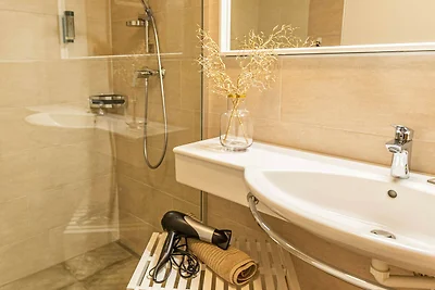Tevini Alpine Apartments - Schmittenblick,...