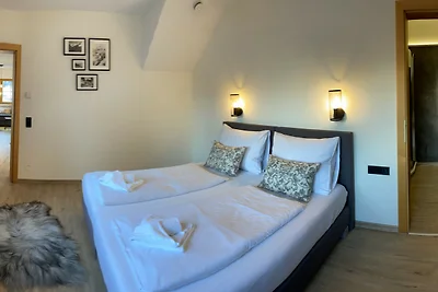 Landhaus Lodges Kaprun - Anton, Pool & fusslä...