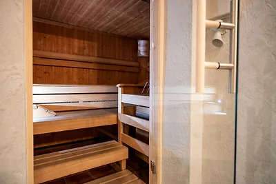 Landhaus Lodges Kaprun - Johann, Pool &...