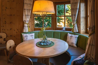 Chalet Crown of the Alps, Seeblick & Garten