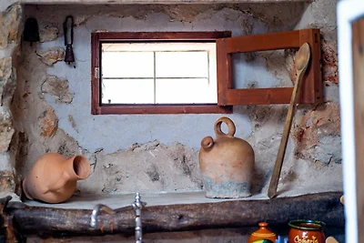 Berghut in de buurt van de zee