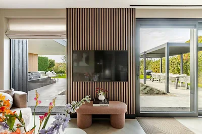 Luxe wellness villa aan het water