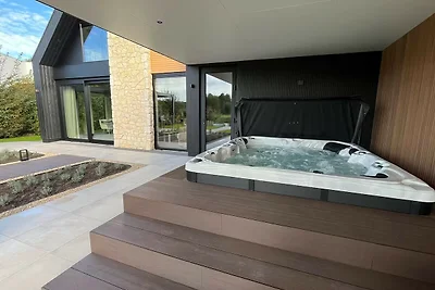 Luxe wellness villa aan het water