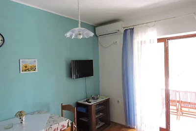 Appartamento Vacanza con famiglia Novalja