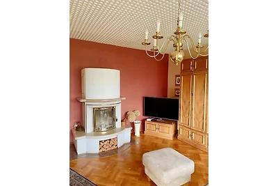 Doppelhaushälfte mit großem Garten und Terrasse