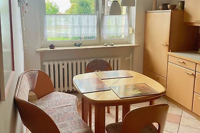 Doppelhaushälfte mit großem Garten und Terrasse