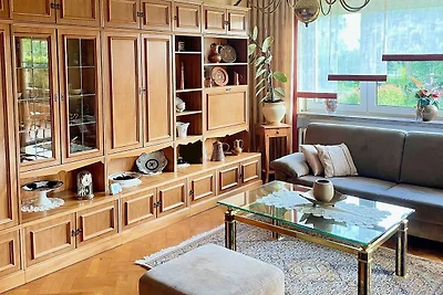 Doppelhaushälfte mit großem Garten und Terrasse