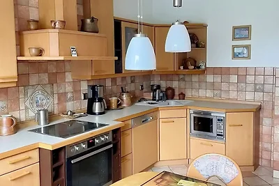 Doppelhaushälfte mit großem Garten und Terrasse